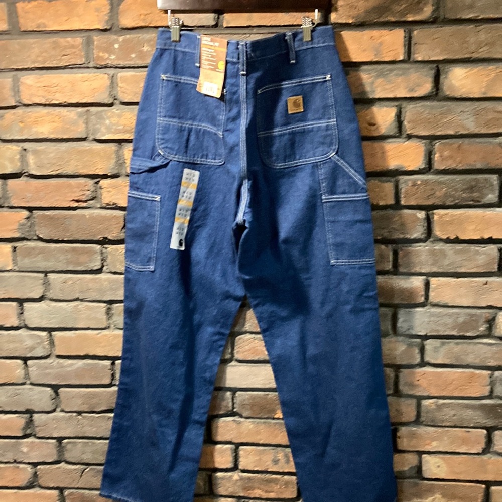 Men’s Carhartt Cargo Loose Original Fit Dungarees 34x32 NWT.